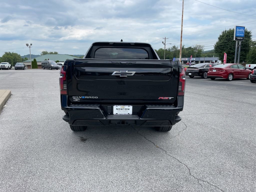 2024 Chevrolet Silverado EV RST photo 3