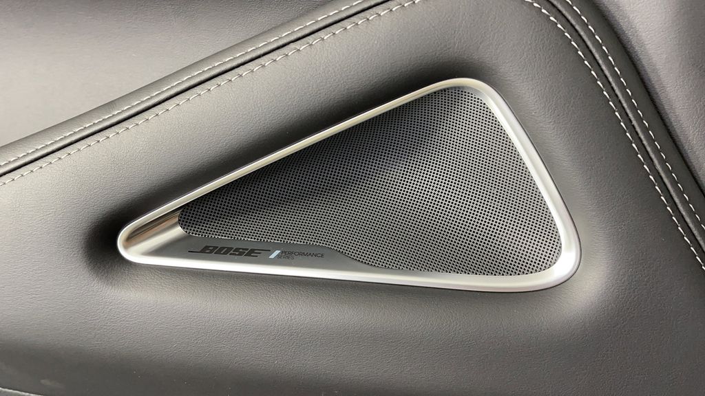 New 2025 White INFINITI LUXE image 31