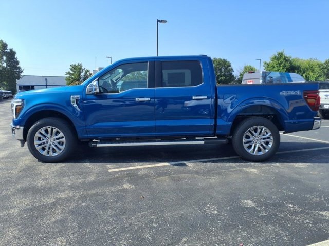 2025 Ford F-150 Lariat photo 2