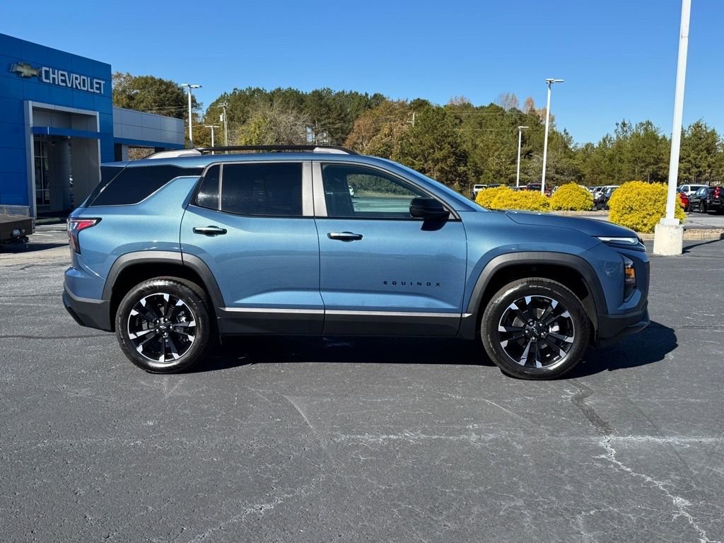 2026 Chevrolet Equinox RS photo 2