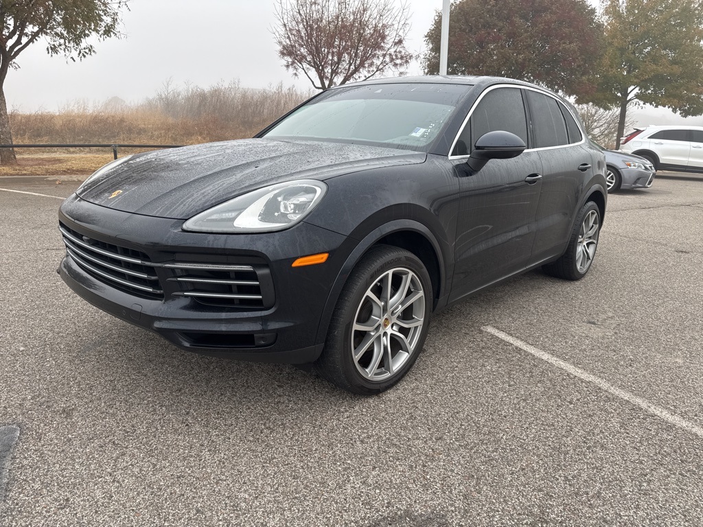 2020 Porsche Cayenne Base's photo
