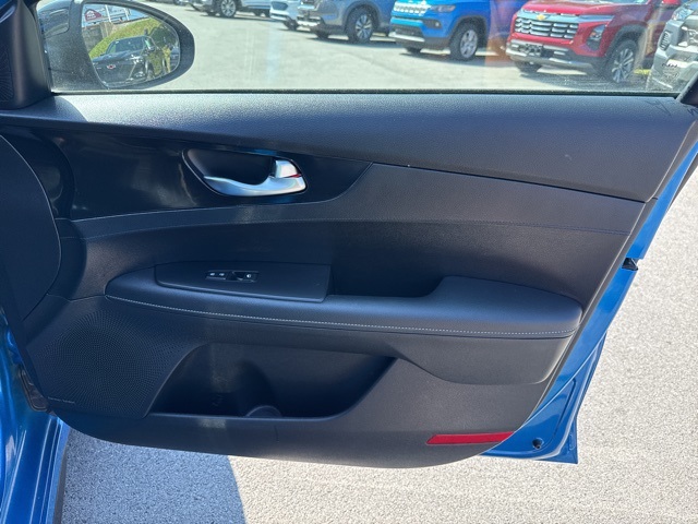 2024 Kia Forte GT-Line photo 13