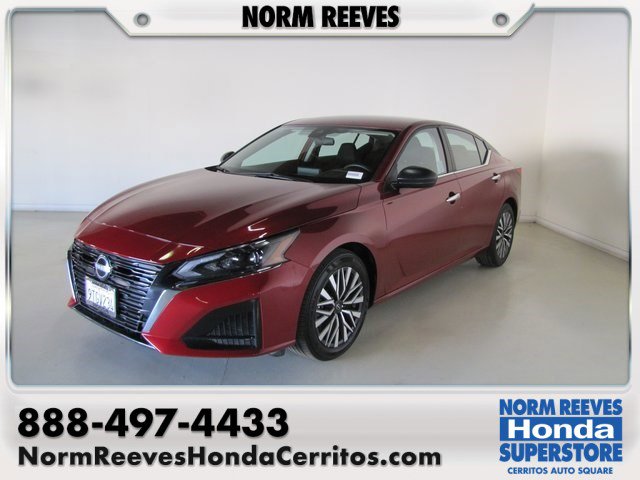 2024 Nissan Altima SV