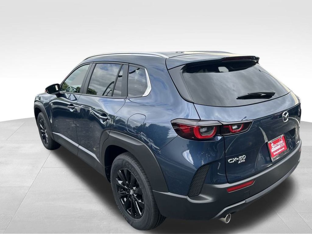 2025 Mazda CX-50 2.5 Select photo 3