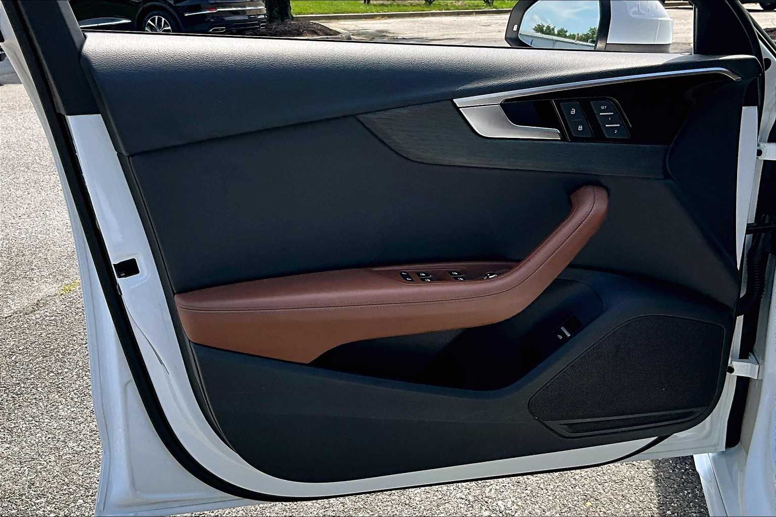 2022 Audi A4 S line Quattro Premium Plus photo 20