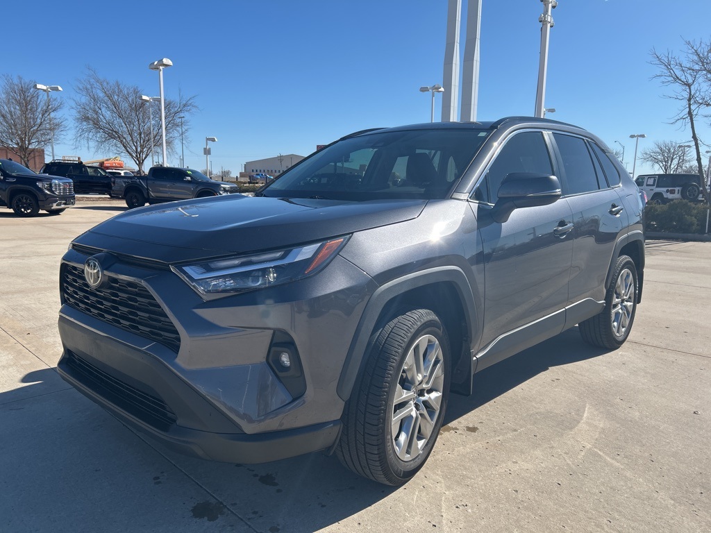 2022 Toyota RAV4 XLE Premium