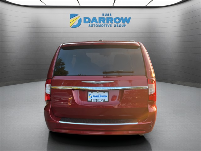 2016 Chrysler Town & Country Touring photo 4