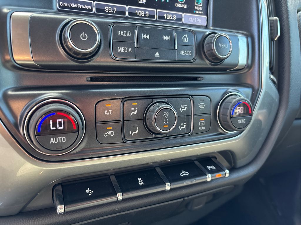 2017 Chevrolet Silverado 1500 LT photo 20