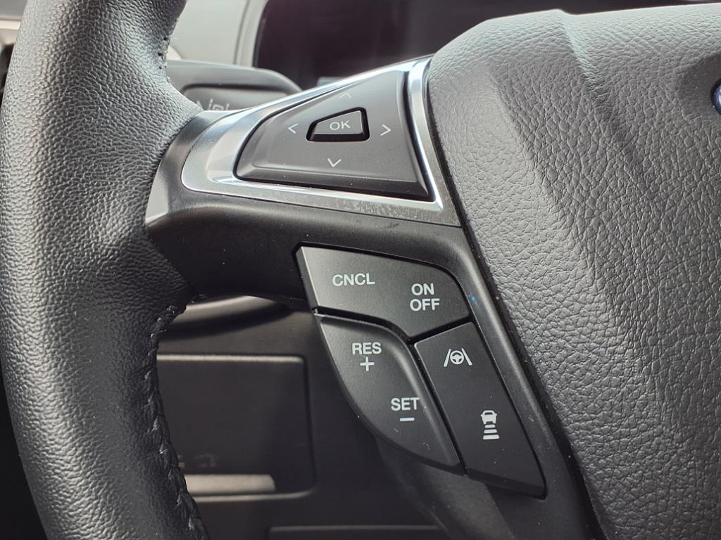 2024 Ford Edge SEL photo 20