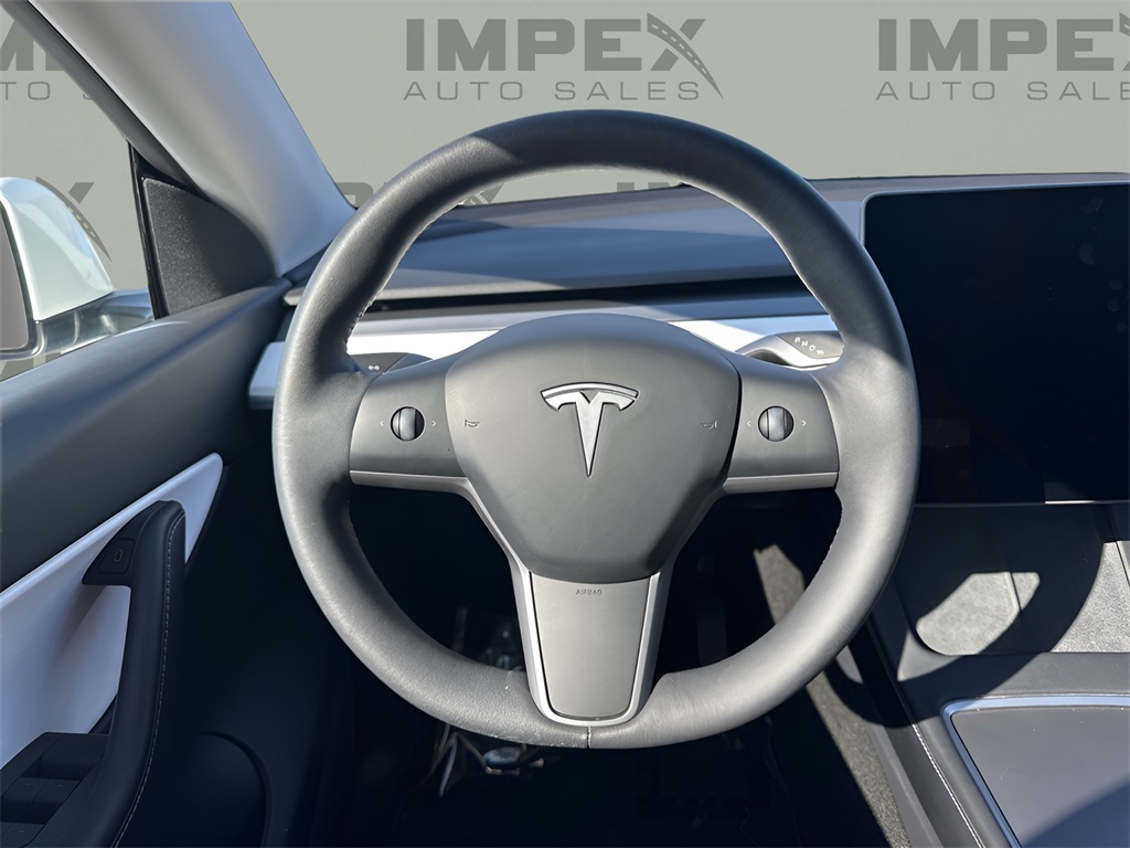 Used 2021 White Tesla Long Range image 14