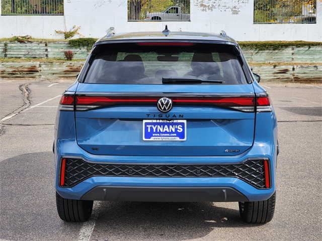 2025 Volkswagen Tiguan SE R-Line Black photo 4