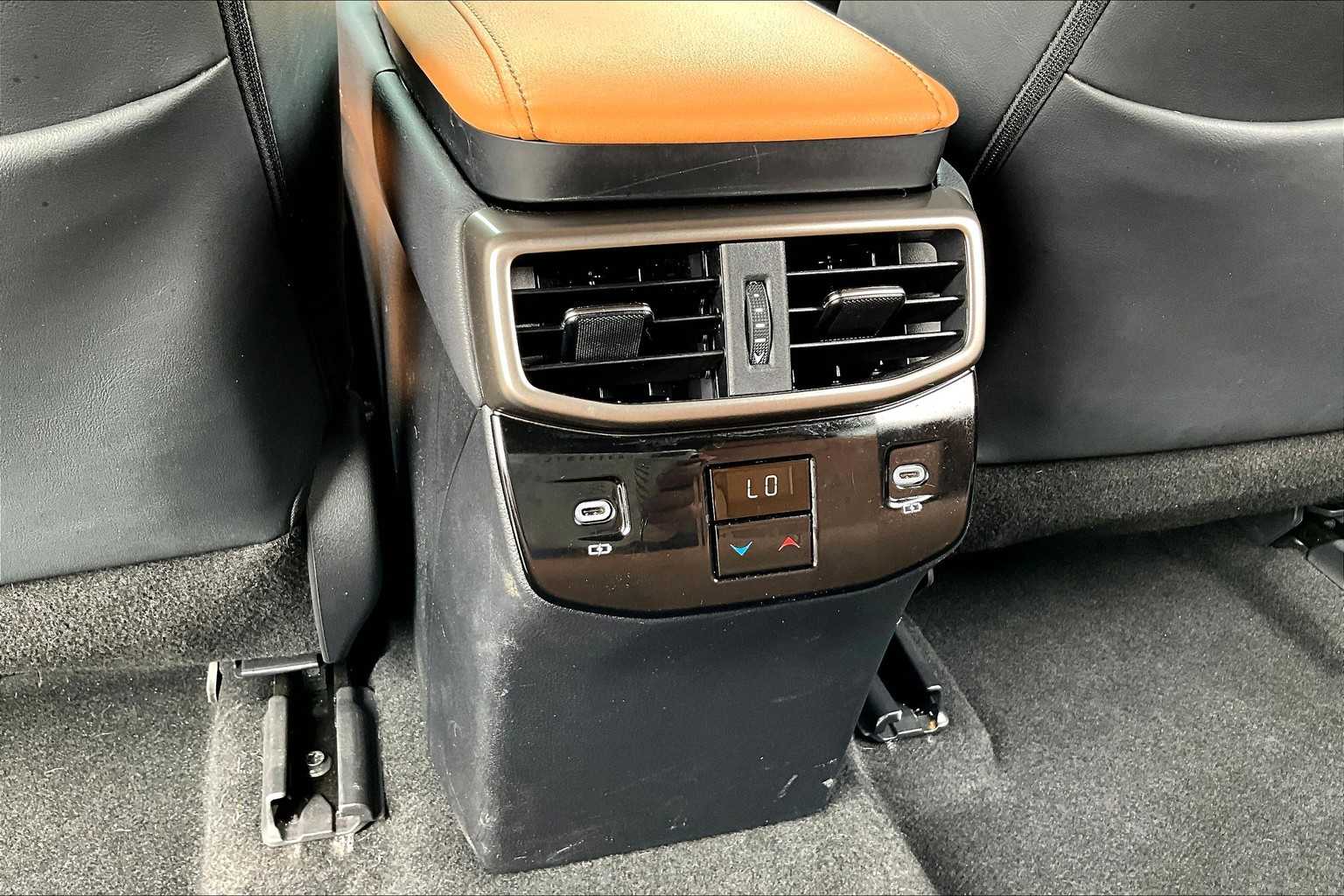 2023 Lexus RX Premium AWD photo 31