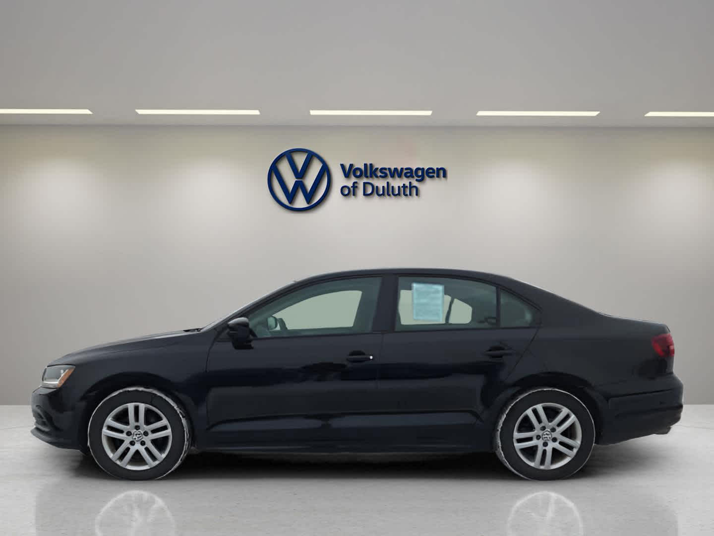 Used 2018 Volkswagen Jetta S with VIN 3VW2B7AJ1JM221539 for sale in Hermantown, Minnesota