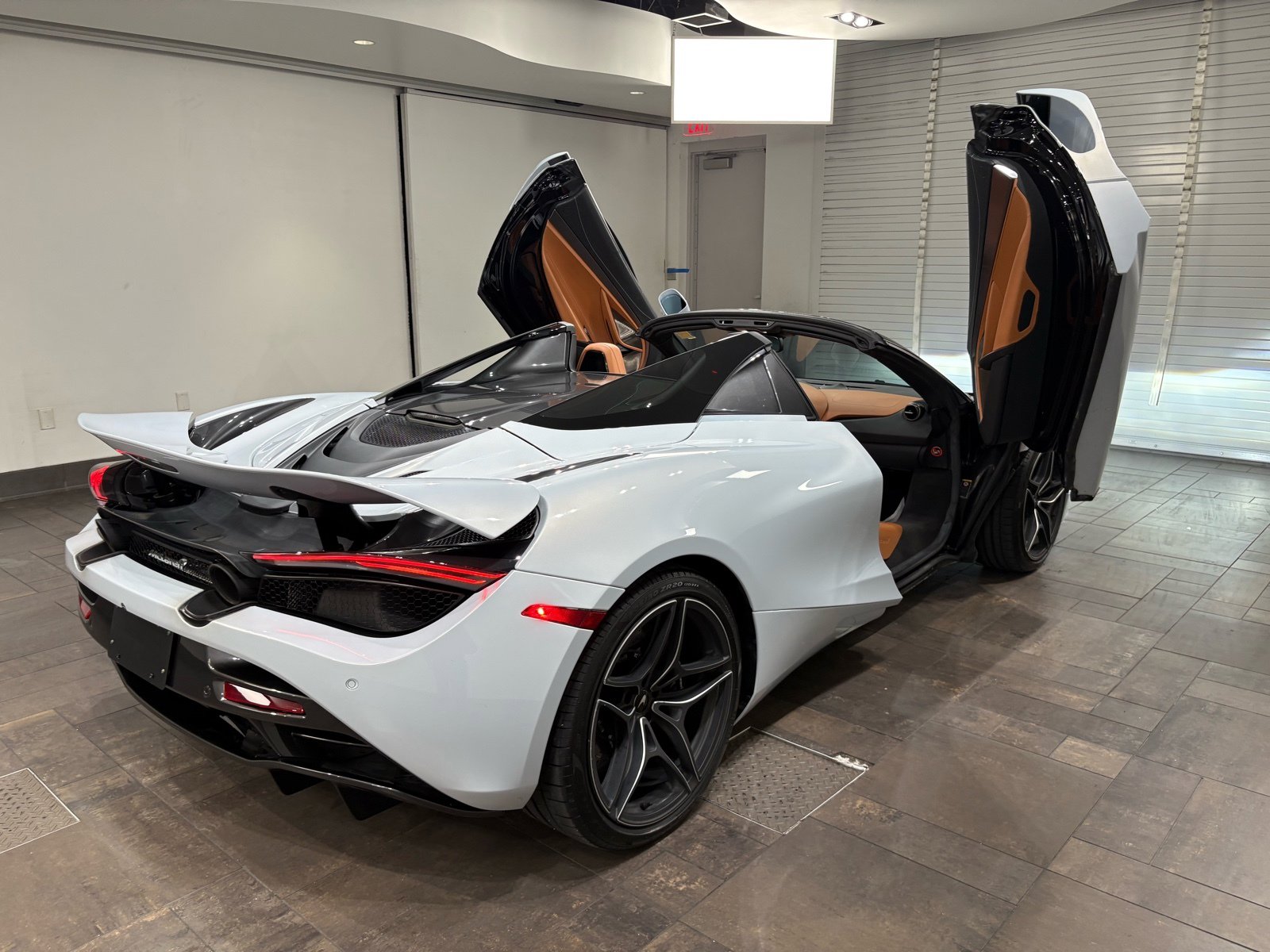 2020 Mclaren 720S Spider photo 24