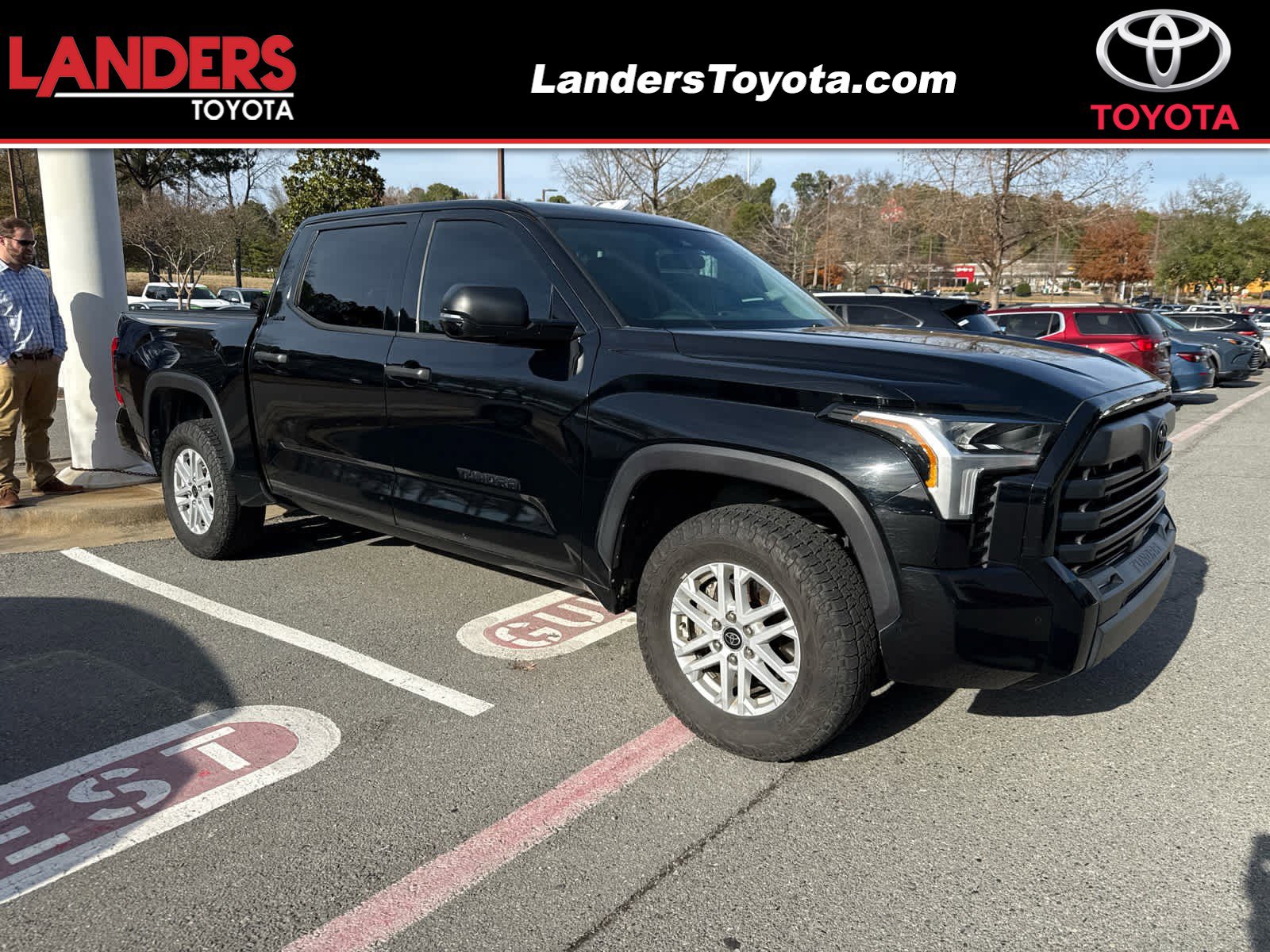 2022 Toyota Tundra SR5's photo