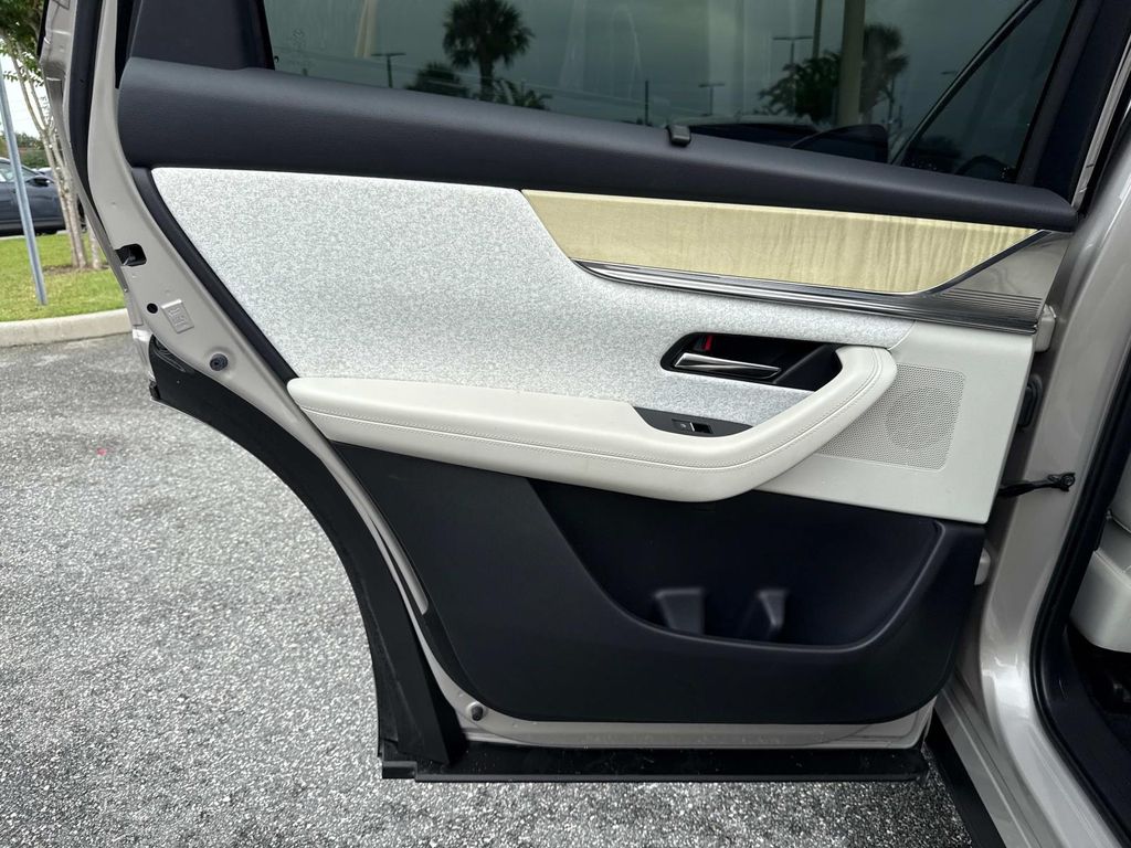 2024 Mazda CX-90 3.3 Turbo Premium Plus photo 11