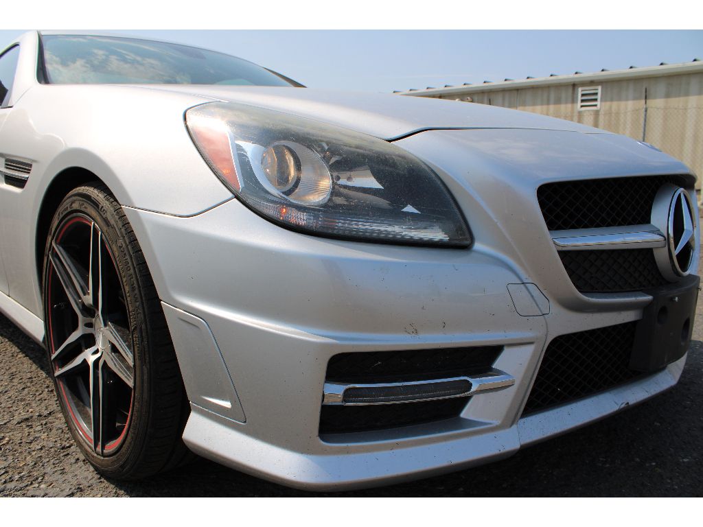2013 Mercedes Benz SLK 250 photo 24