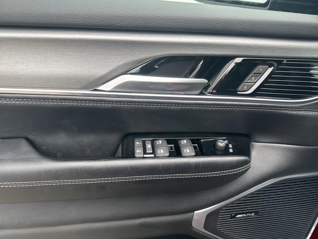 2024 Jeep Wagoneer Series II Carbide photo 6