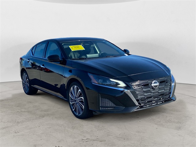 2024 Nissan Altima 2.5 SL photo 7