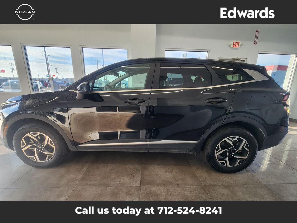 2024 Kia Sportage LX photo 5