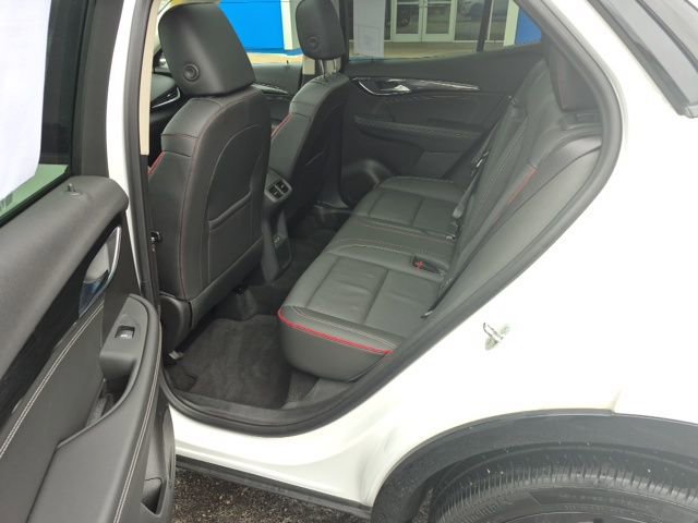 2022 Buick Envision Essence photo 12