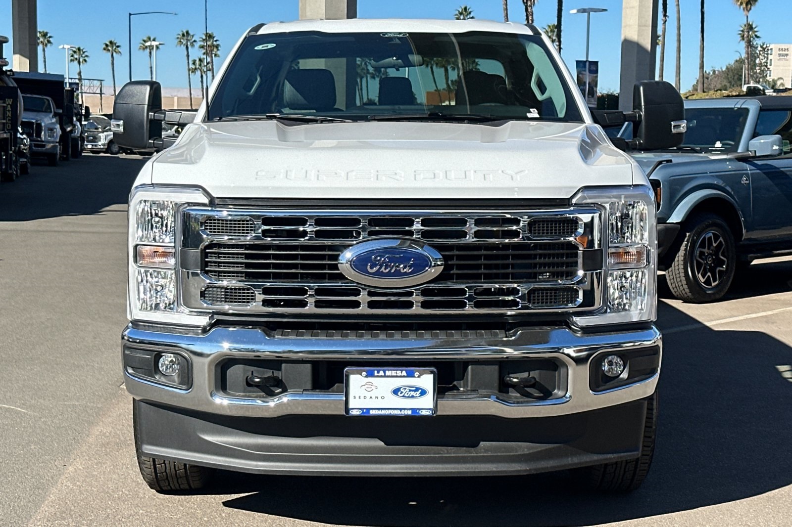2024 Ford F-350 XLT photo 8