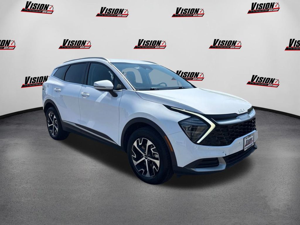 2024 Kia Sportage EX photo 3