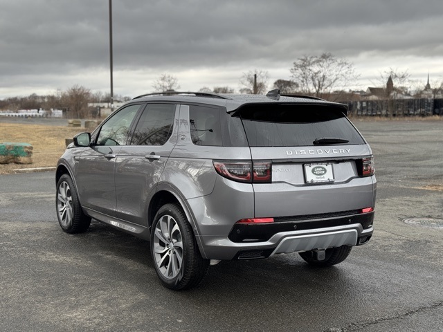 2025 Land Rover Discovery Sport S photo 3