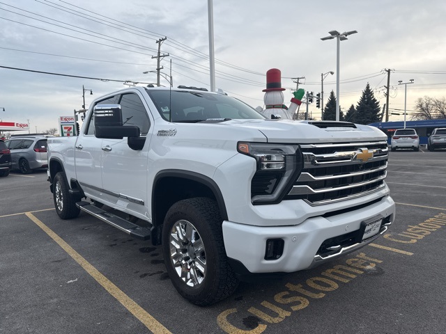 2024 CHEVROLET SILVERADO HD - Image 1