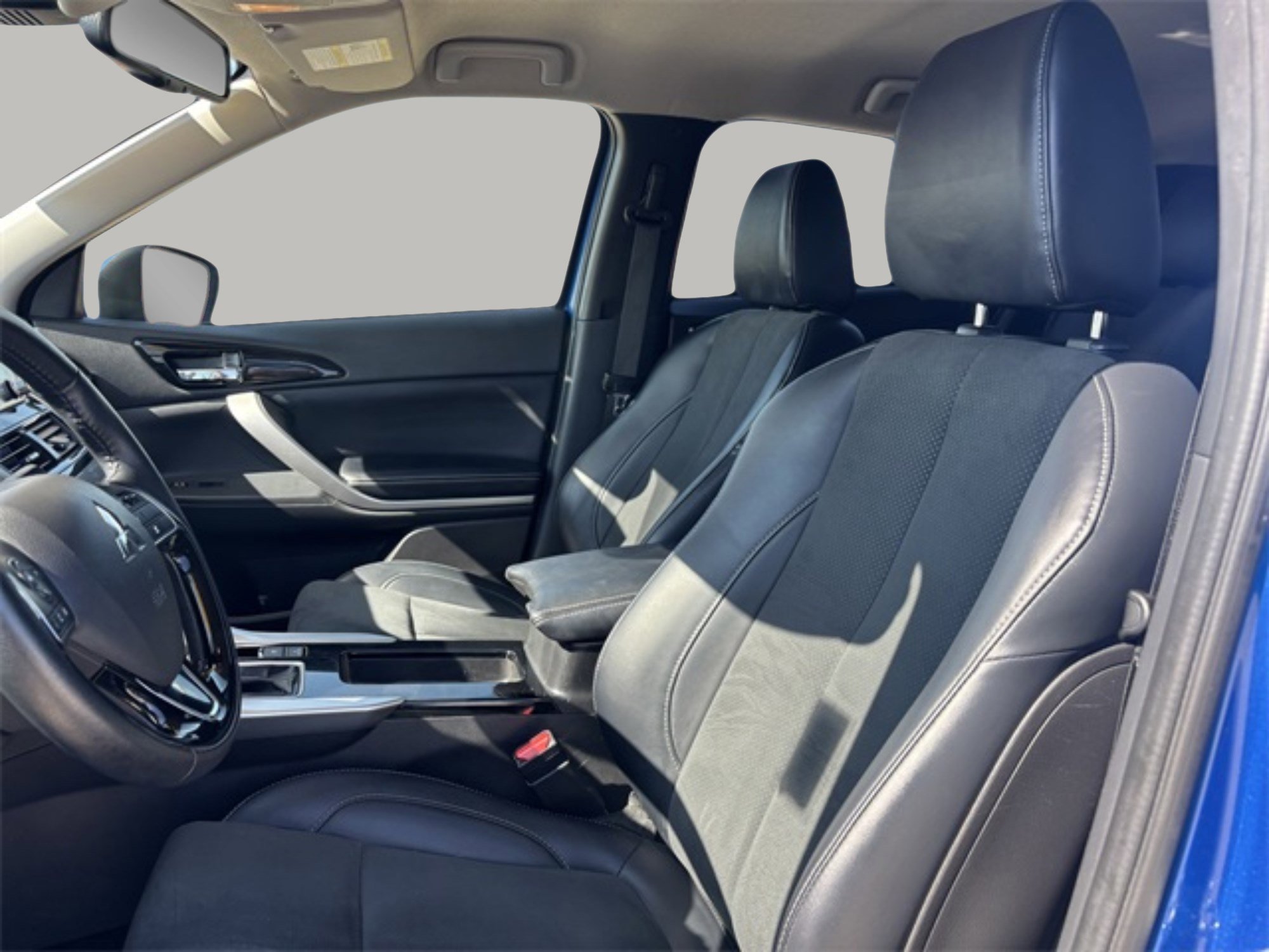 2024 Mitsubishi Eclipse Cross SE photo 11