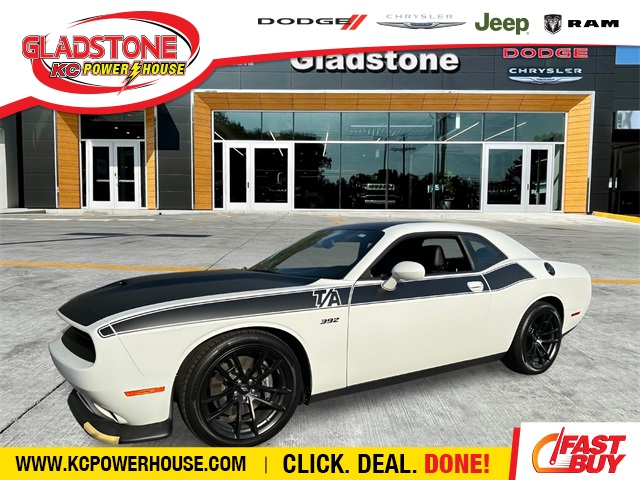 2023 Dodge Challenger R/T's photo