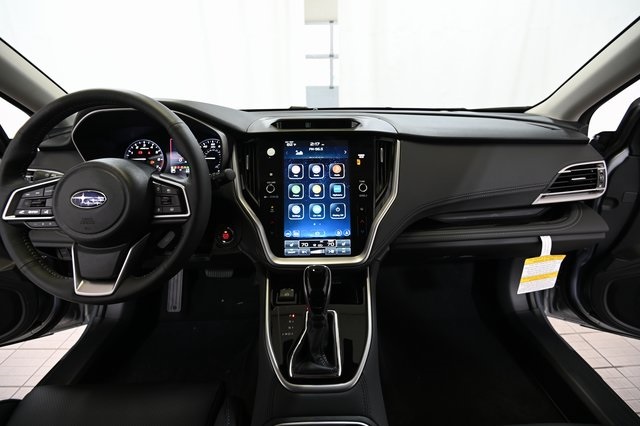 2025 Subaru Outback Limited photo 2
