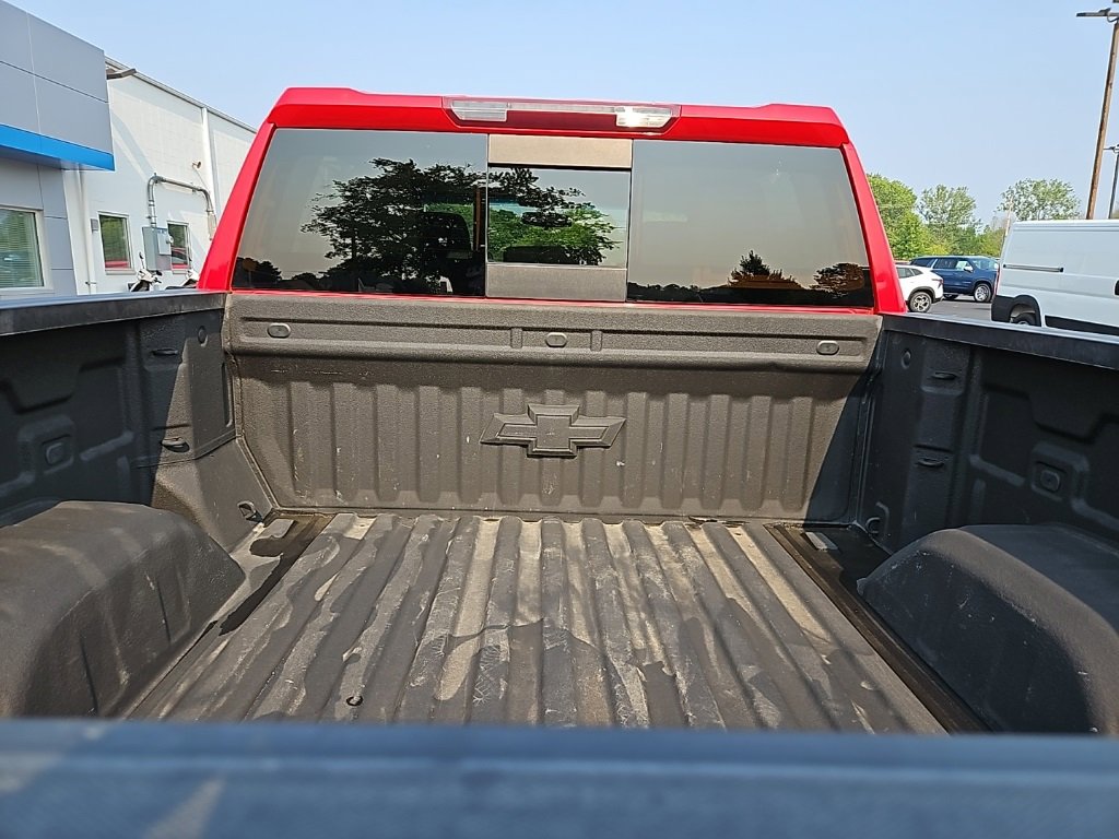 2019 Chevrolet Silverado 1500 RST photo 4