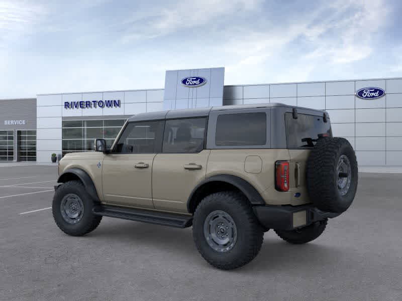 2025 Ford Bronco Outer Banks photo 4