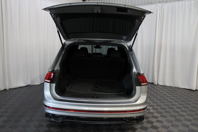 2023 Volkswagen Tiguan SE R-Line Black photo 7
