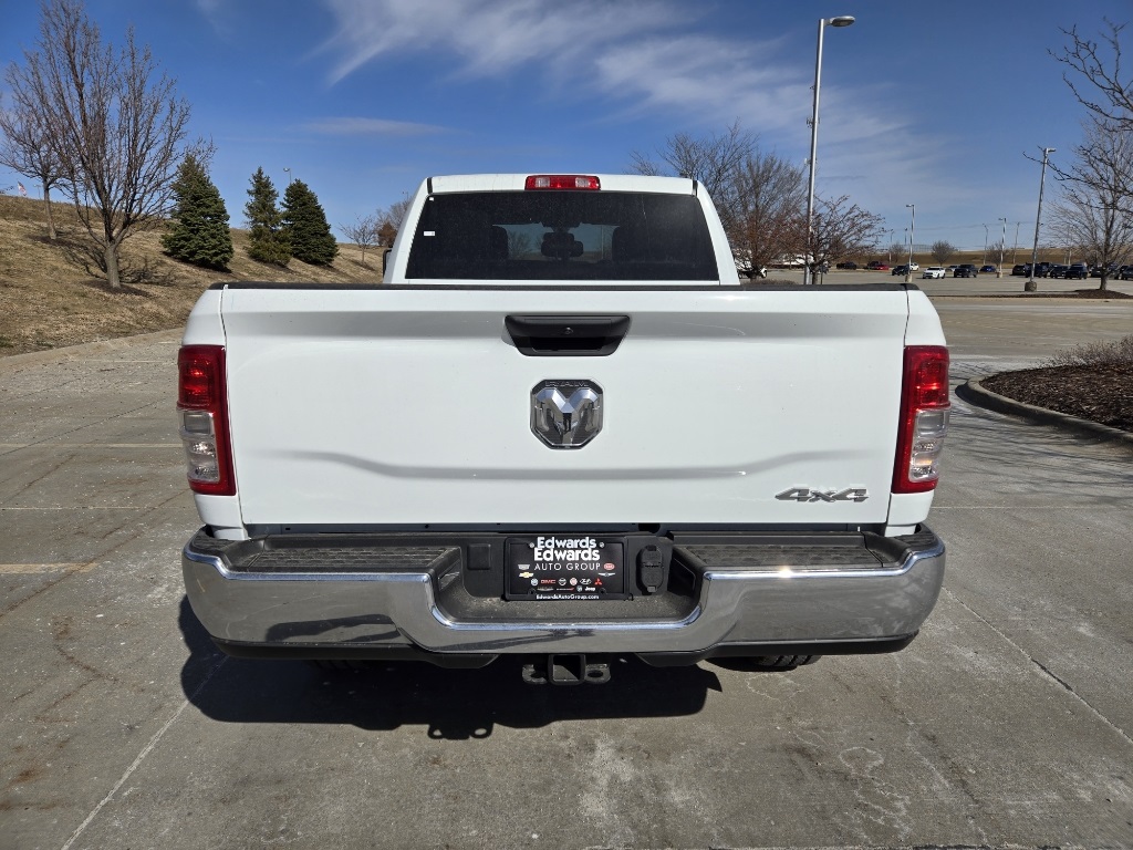 2024 Ram 2500 Tradesman photo 4