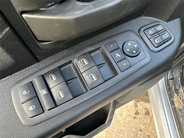 2024 Ram 2500 Tradesman photo 23