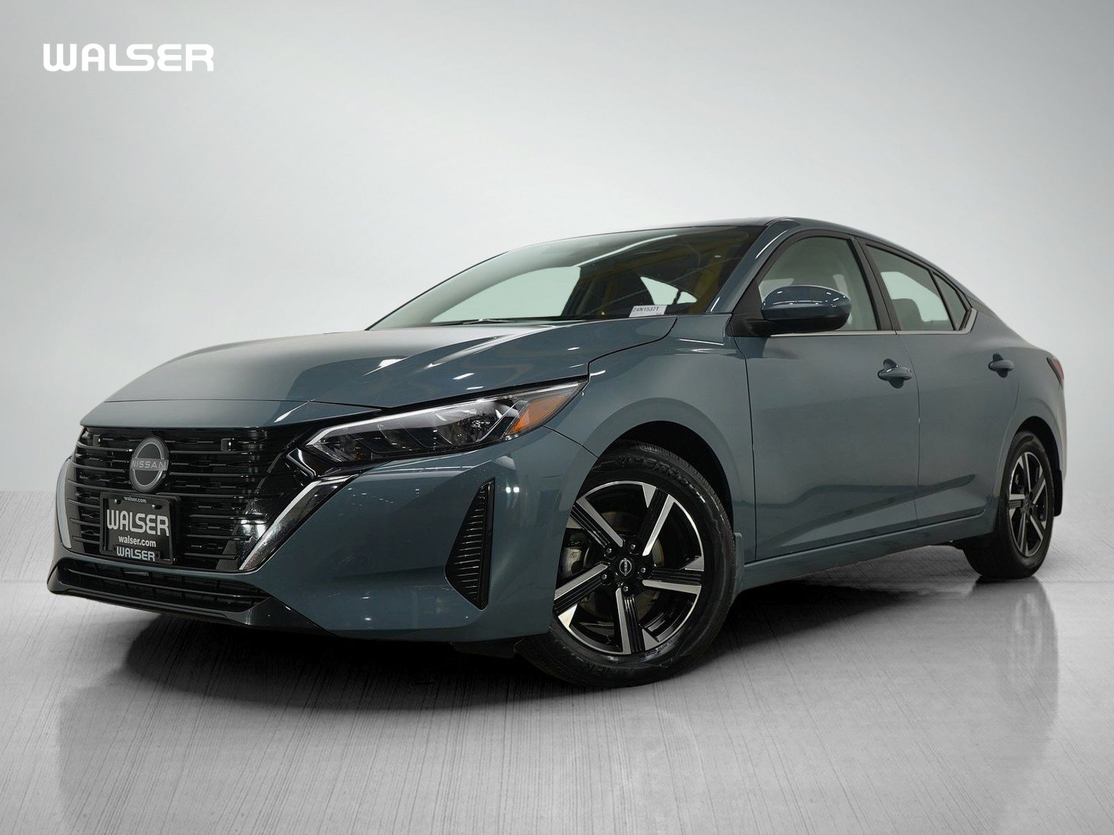 2024 Nissan Sentra SV's photo