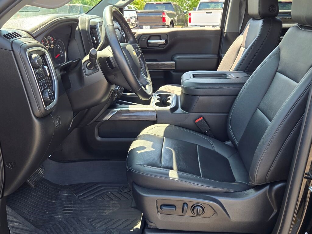 2022 Chevrolet Silverado 1500 LTZ photo 16