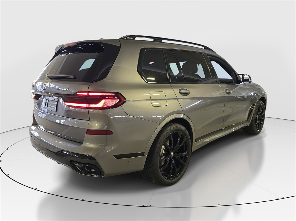 2026 Bmw X7 M60i photo 3