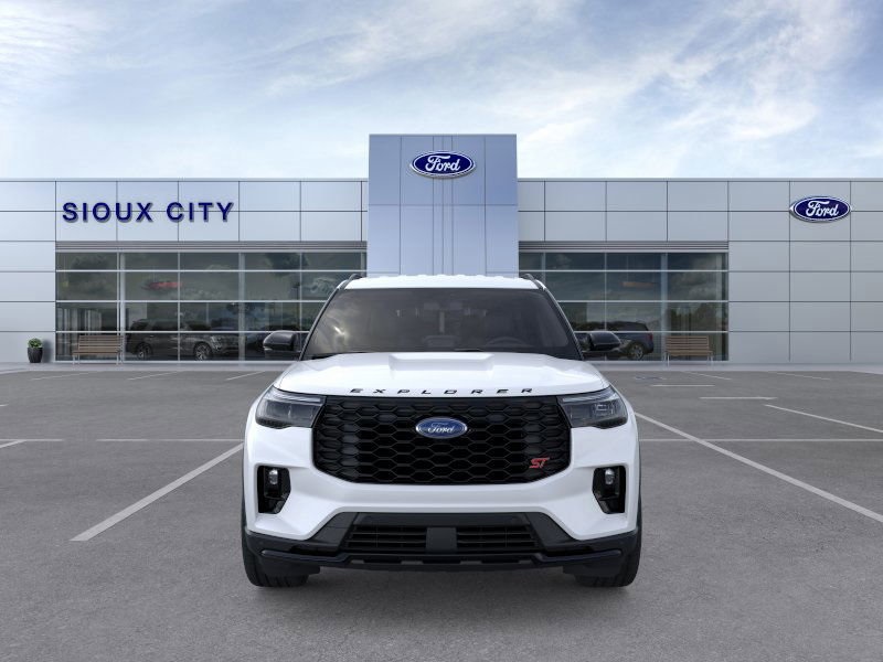 2026 Ford Explorer ST photo 3