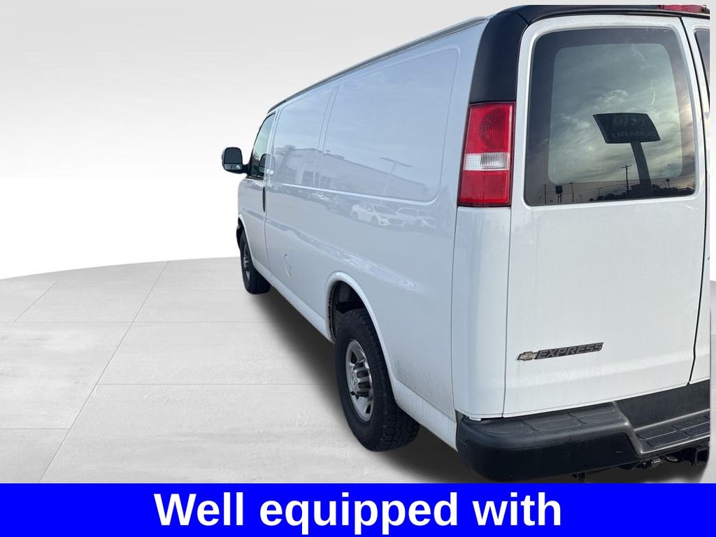 2019 Chevrolet Express 2500 Work Van photo 2