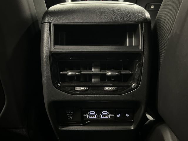 2024 Jeep Grand Cherokee Limited photo 28