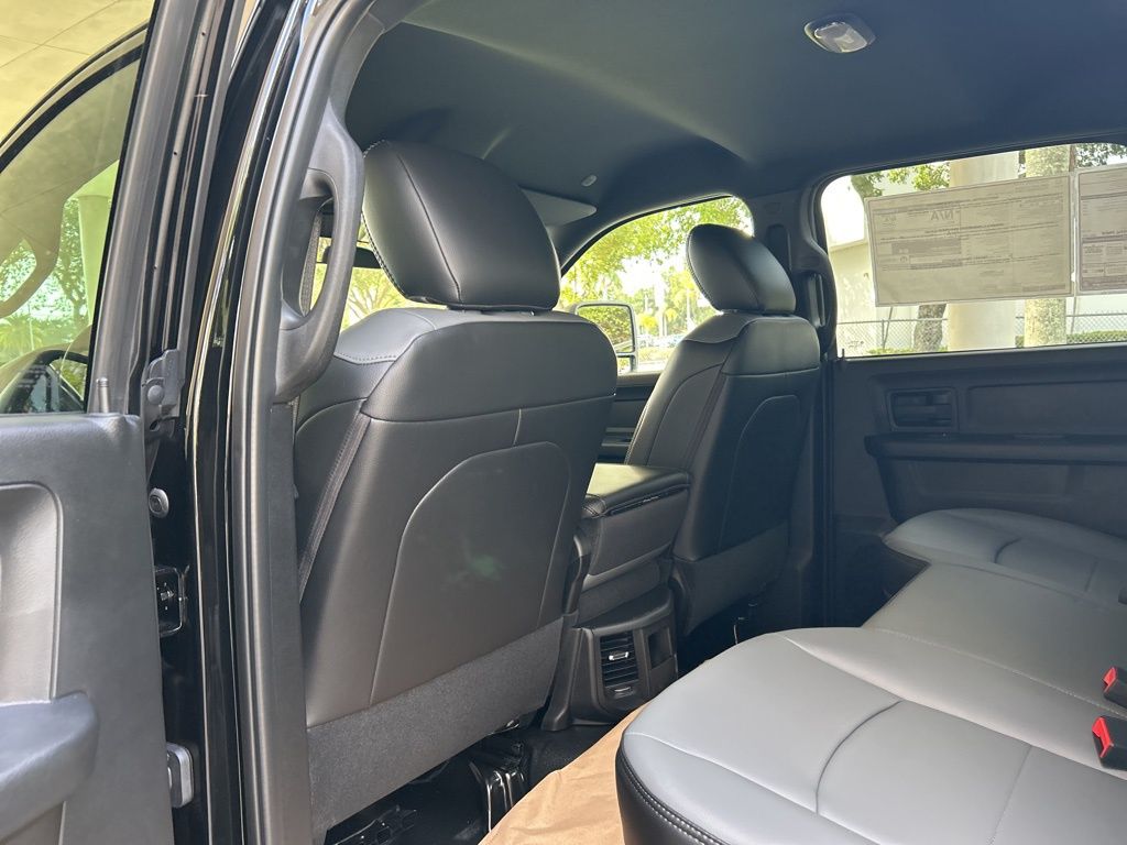 2025 Ram 4500 Tradesman photo 31