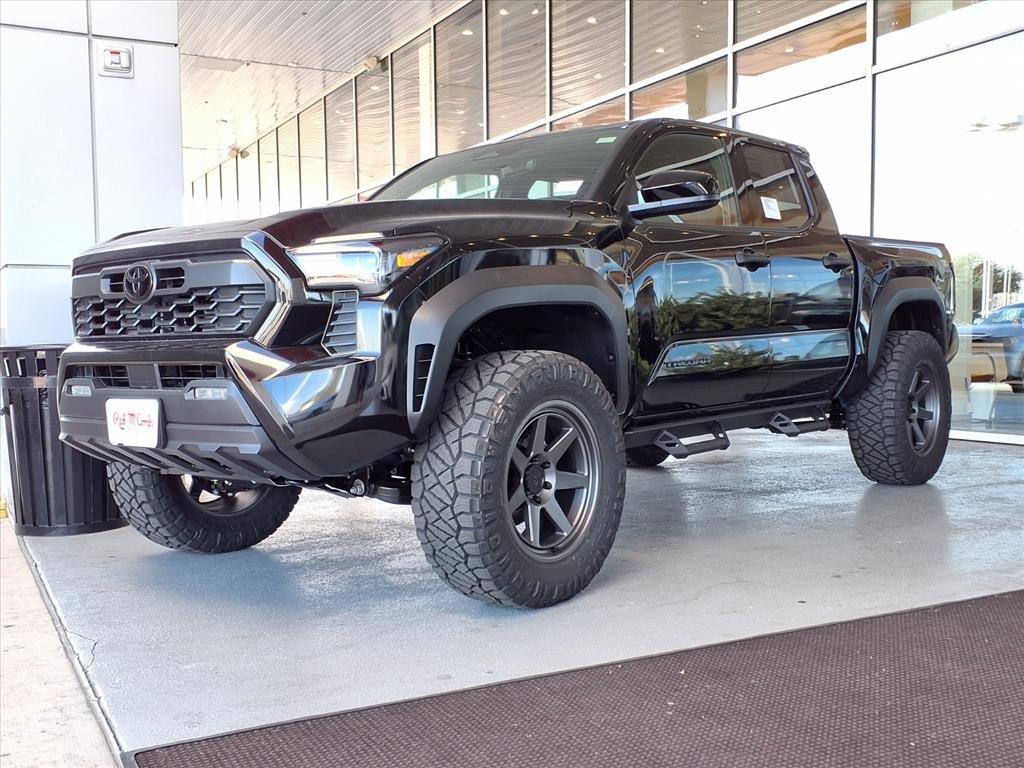 2025 Toyota Tacoma TRD Off Road's photo
