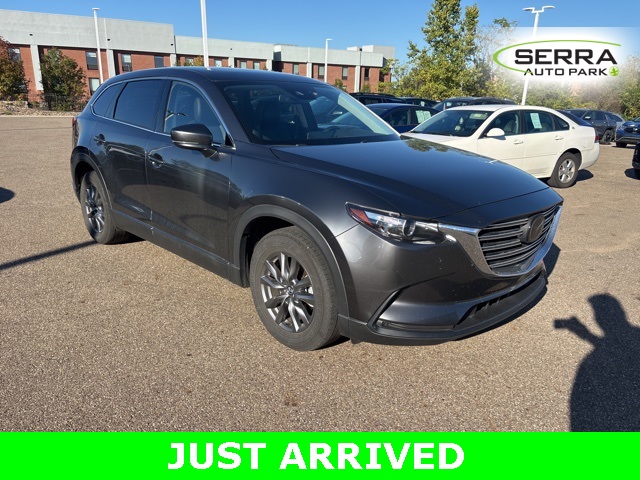 2023 Mazda CX-9 Touring photo 2
