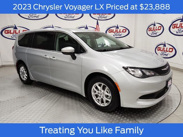 2023 Chrysler Voyager LX