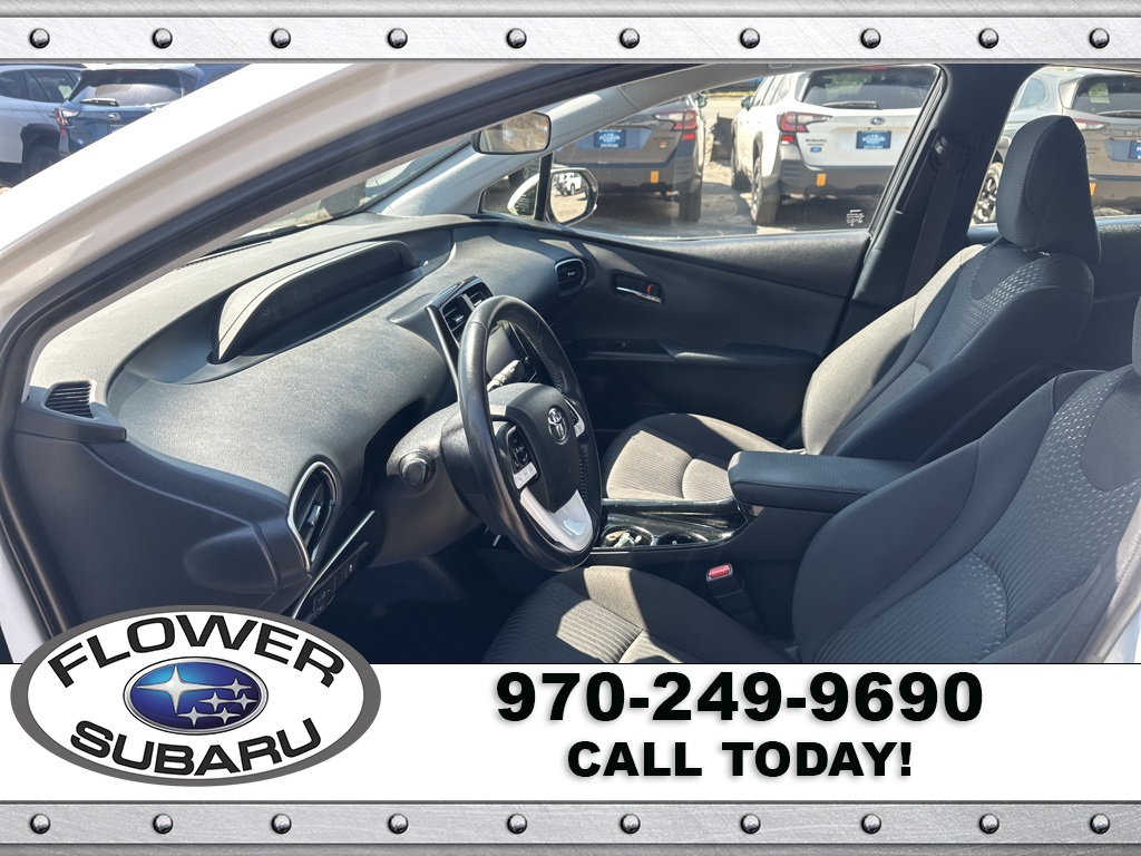 2018 Toyota Prius Prime Plus photo 21