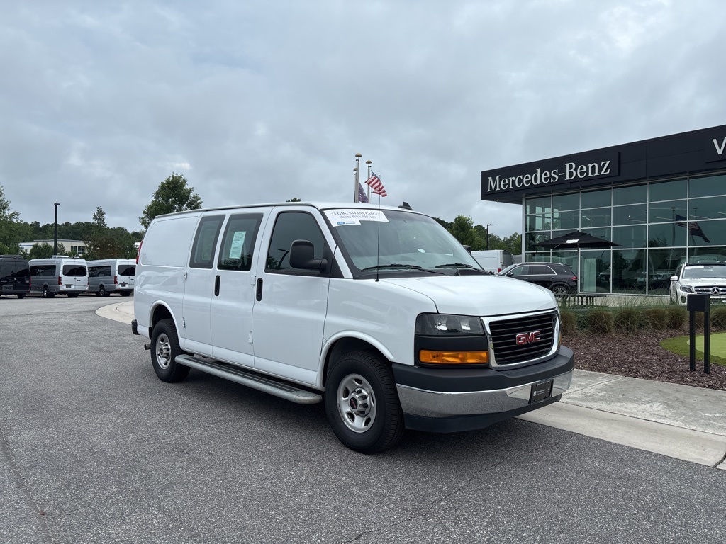 2023 Gmc Savana Cargo 2500 photo 2