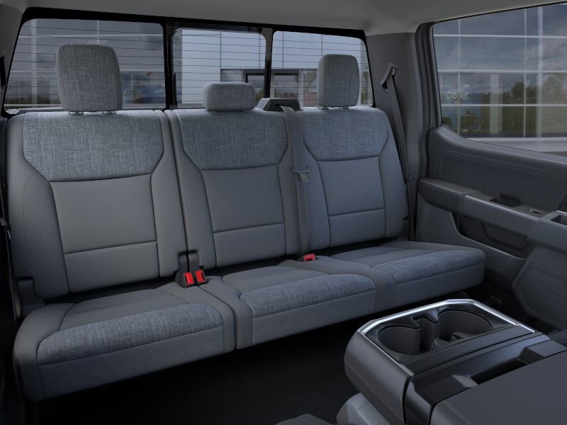 2025 Ford F-150 XLT photo 8